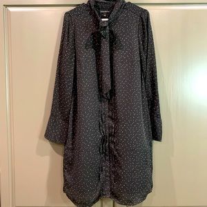 Banana Republic dress, size small, black & white.